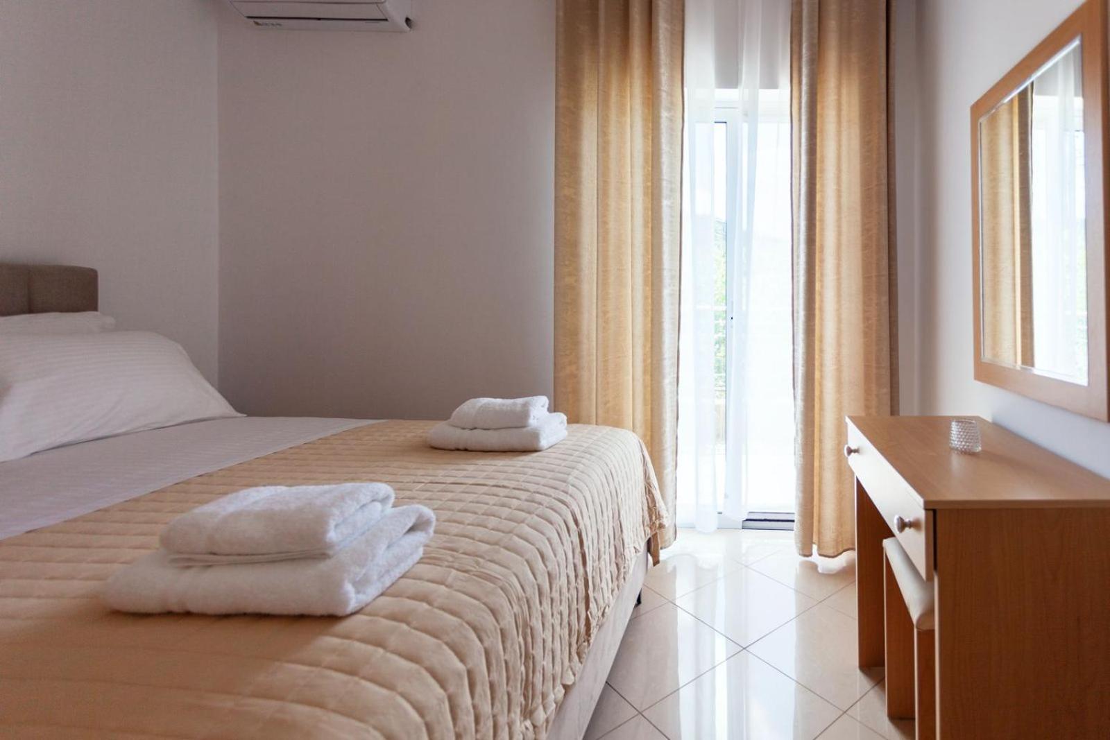 Zacharias Apartments Himara Zewnętrze zdjęcie