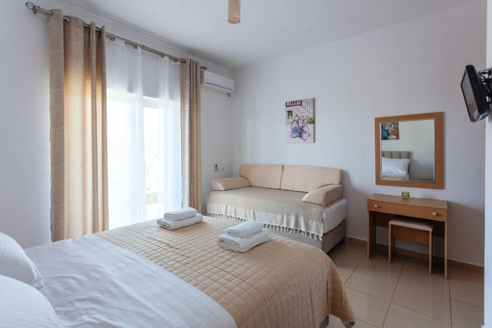 Zacharias Apartments Himara Zewnętrze zdjęcie